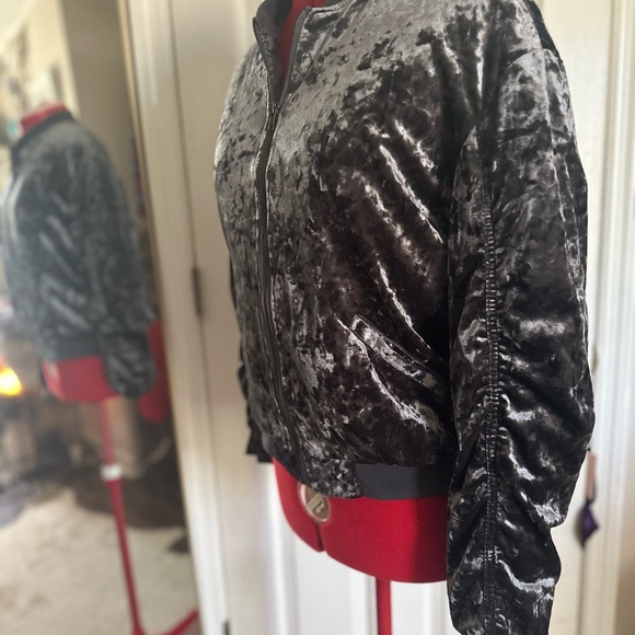 Thick Crushed Charcoal Velvet Bomber Jacket Women’s Sz M Like-New Condition - Picture 2 of 10